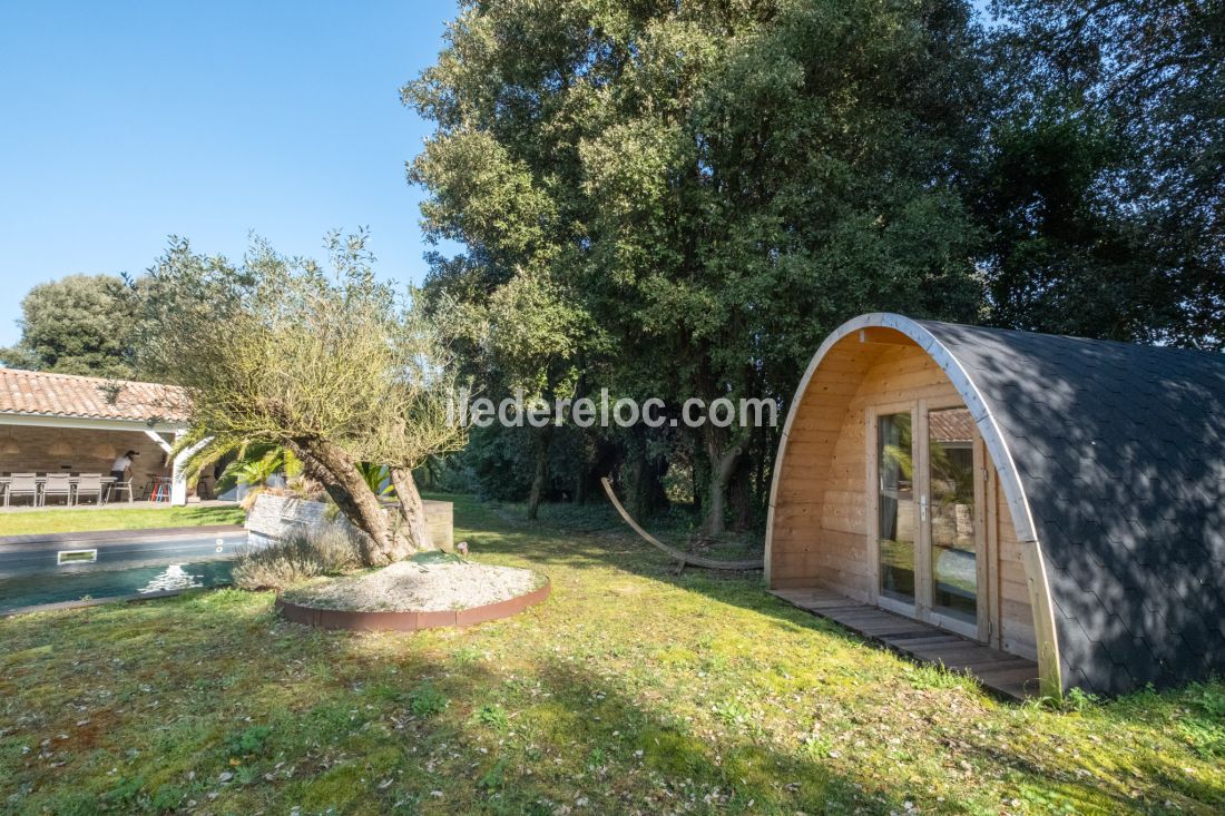 Photo 13: An accomodation located in Sainte-Marie-de-R&eacute; on ile de R&eacute;.