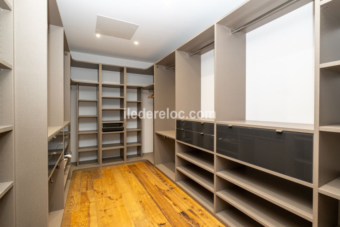 Photo 13: An accomodation located in Rivedoux-Plage on ile de R&eacute;.