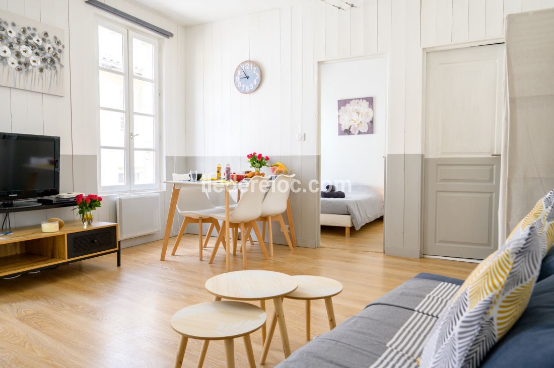 Photo 46: An accomodation located in Saint-Martin-de-R&eacute; on ile de R&eacute;.