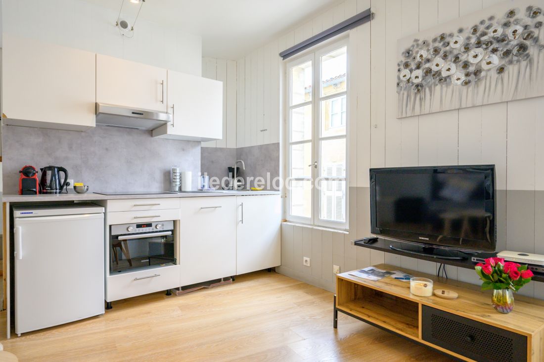 Photo 43: An accomodation located in Saint-Martin-de-R&eacute; on ile de R&eacute;.