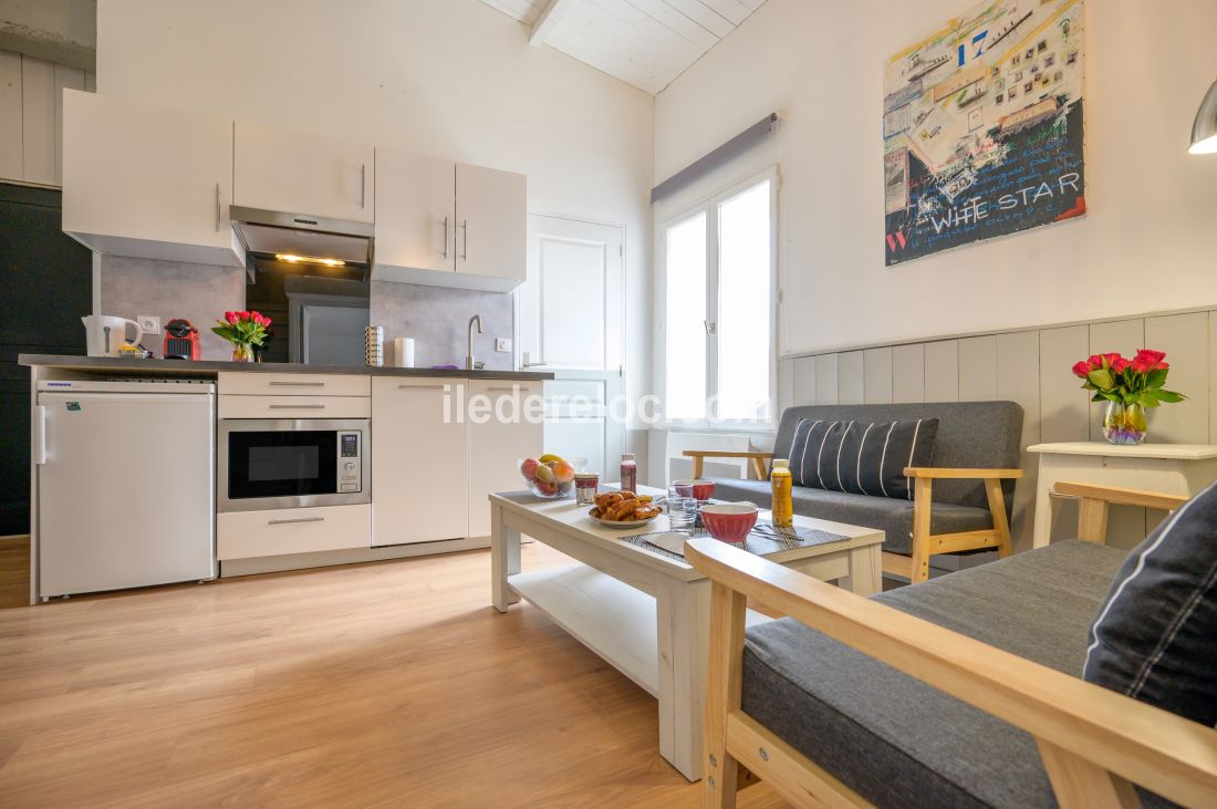 Photo 63: An accomodation located in Saint-Martin-de-R&eacute; on ile de R&eacute;.