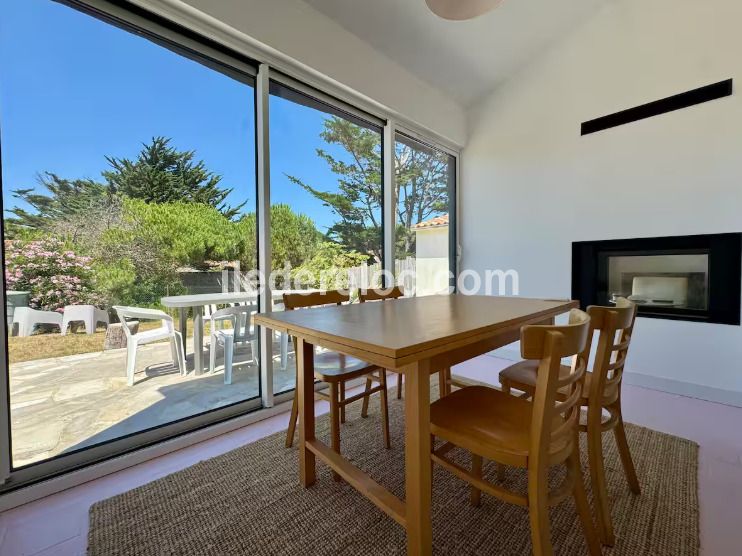 Photo 5: An accomodation located in Sainte-Marie-de-R&eacute; on ile de R&eacute;.