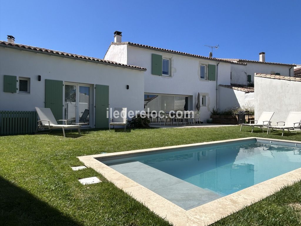 Photo 32: An accomodation located in Le Bois-Plage-en-R&eacute; on ile de R&eacute;.