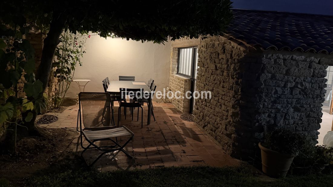 Photo 11: An accomodation located in Saint-Cl&eacute;ment-des-Baleines on ile de R&eacute;.