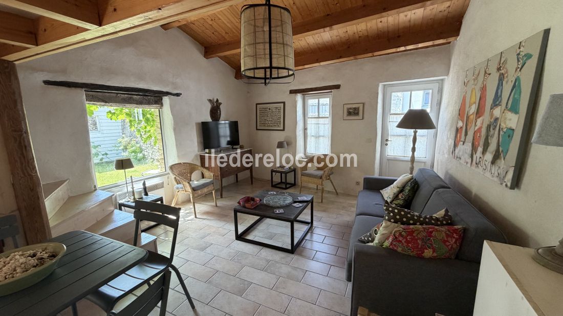 Photo 6: An accomodation located in Saint-Cl&eacute;ment-des-Baleines on ile de R&eacute;.