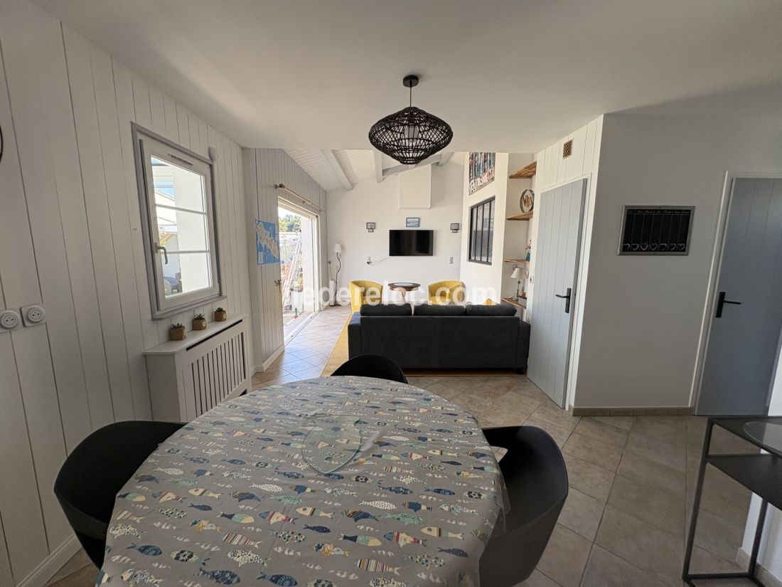 Photo 21: An accomodation located in La Flotte-en-R&eacute; on ile de R&eacute;.