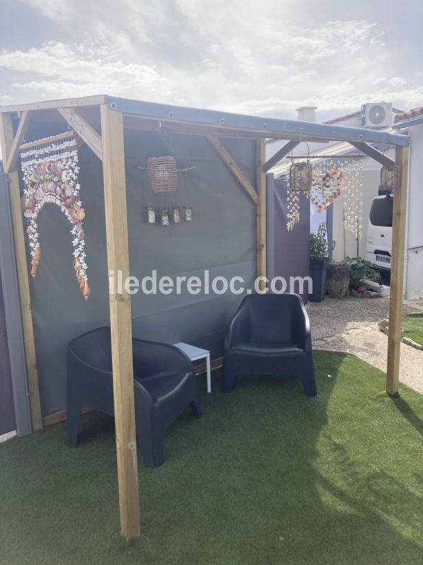 Photo 5: An accomodation located in La Flotte-en-R&eacute; on ile de R&eacute;.