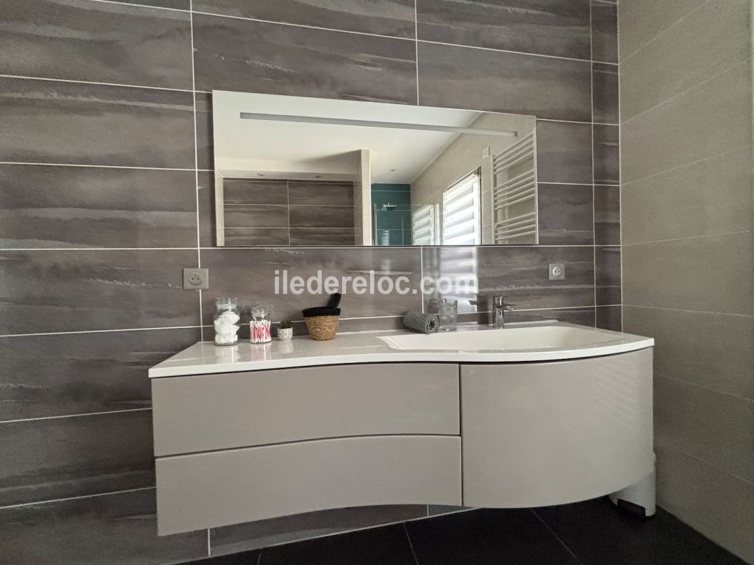 Photo 20: An accomodation located in Rivedoux-Plage on ile de R&eacute;.