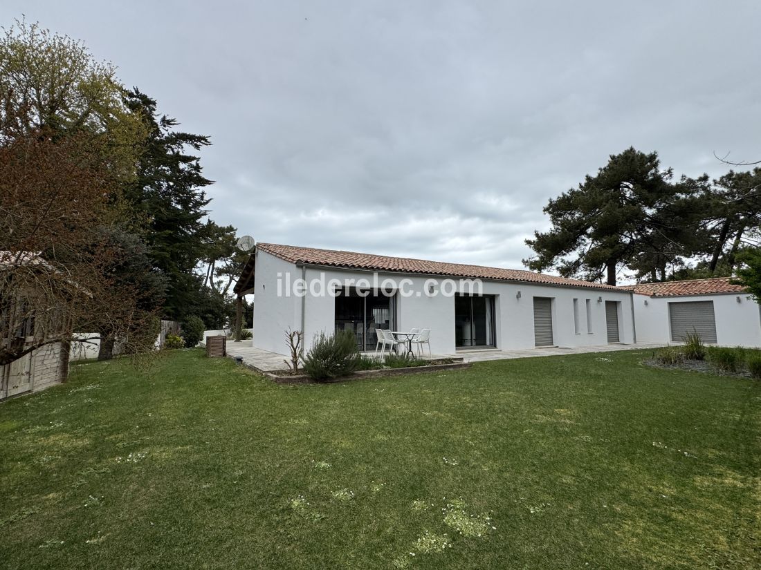Photo 43: An accomodation located in Rivedoux-Plage on ile de R&eacute;.