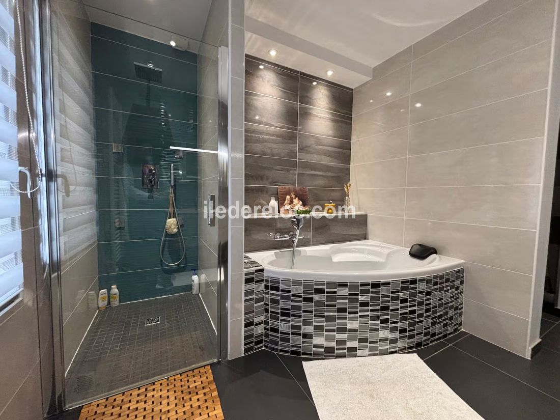 Photo 21: An accomodation located in Rivedoux-Plage on ile de R&eacute;.