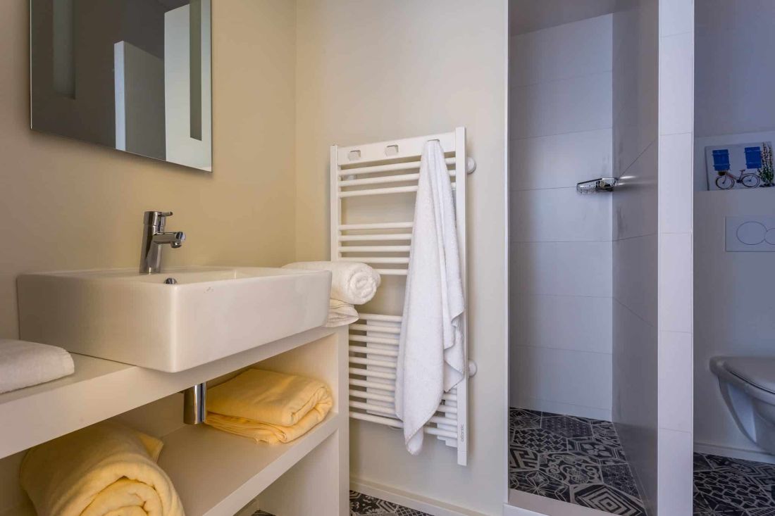 Photo 13: An accomodation located in Ars en R&eacute; on ile de R&eacute;.