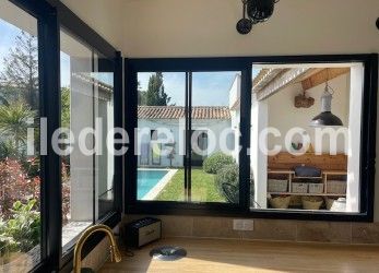 Photo 8: An accomodation located in Saint-Martin-de-R&eacute; on ile de R&eacute;.