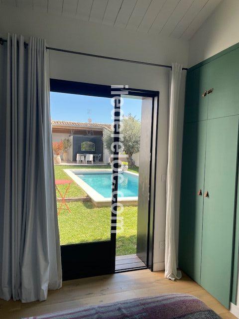 Photo 17: An accomodation located in Saint-Martin-de-R&eacute; on ile de R&eacute;.