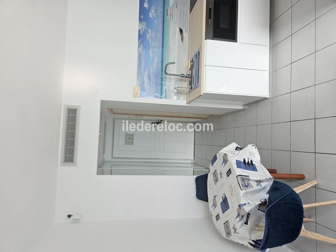 Photo 7: An accomodation located in Ars en R&eacute; on ile de R&eacute;.