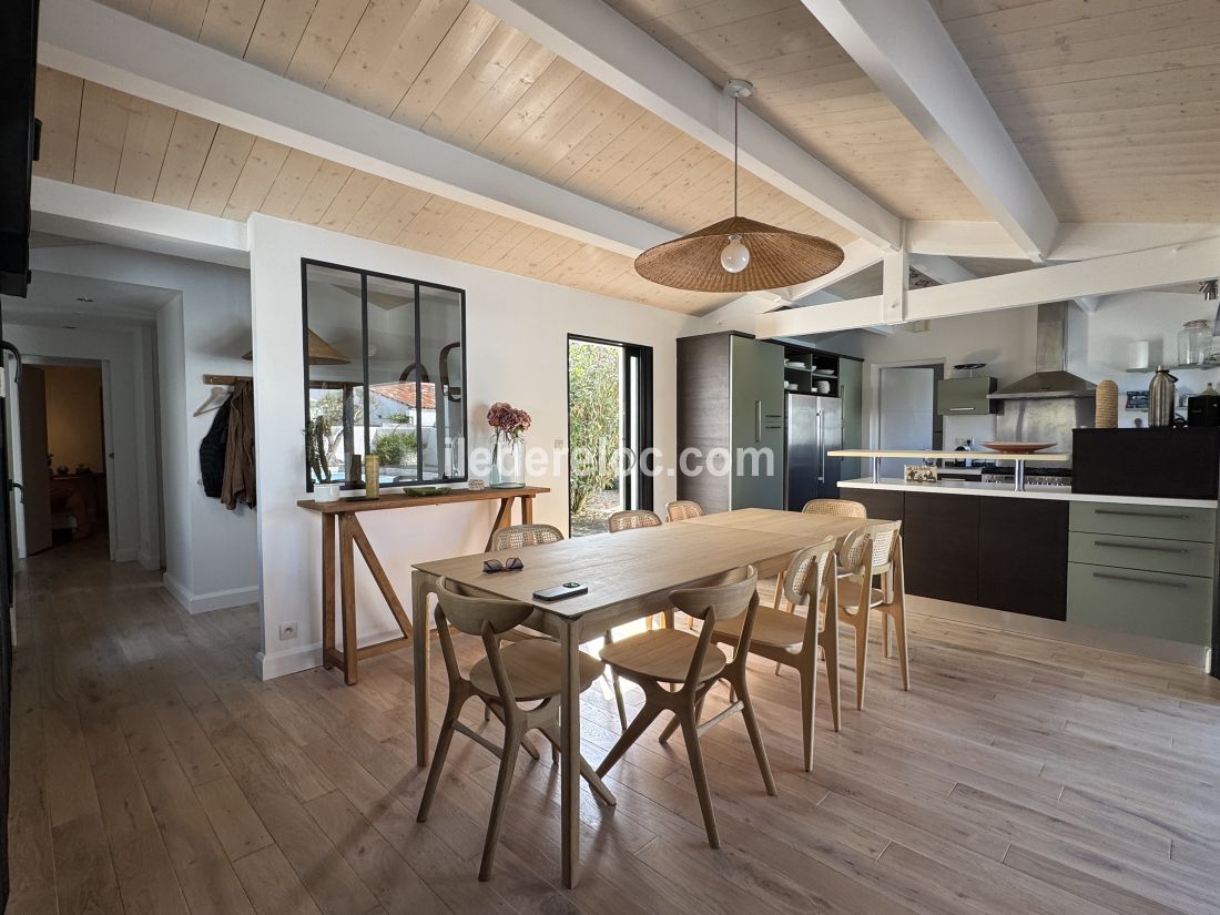 Photo 11: An accomodation located in Sainte-Marie-de-R&eacute; on ile de R&eacute;.