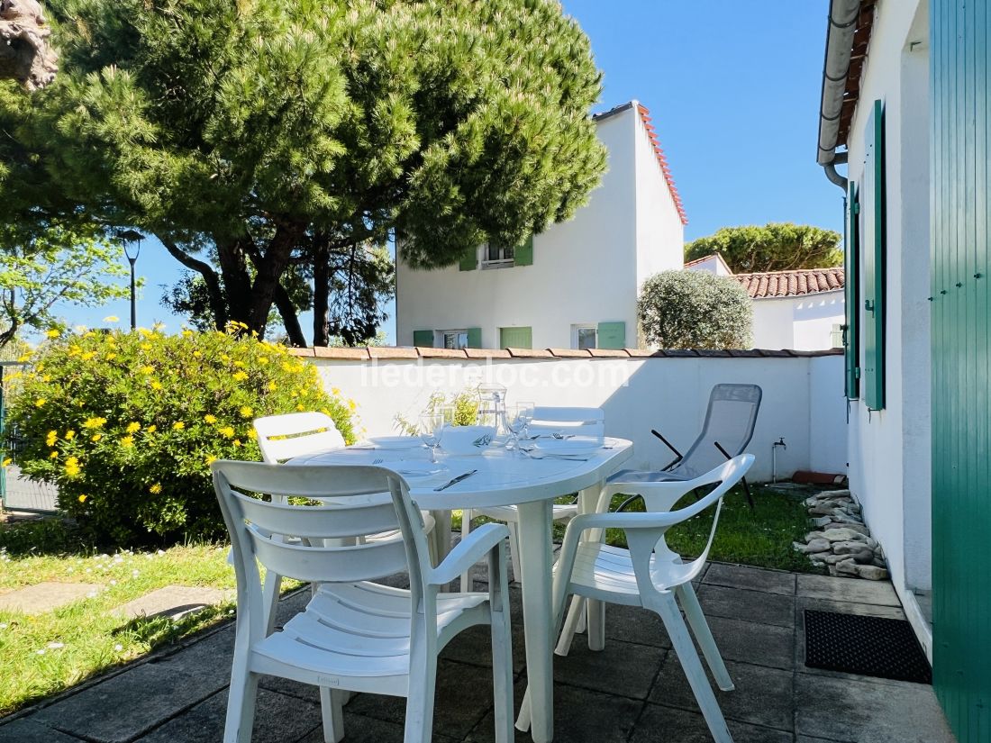 Photo 16: An accomodation located in La Flotte-en-R&eacute; on ile de R&eacute;.
