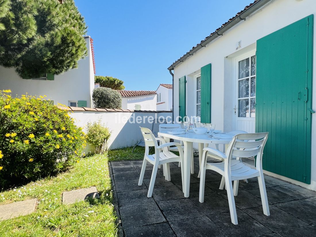 Photo 19: An accomodation located in La Flotte-en-R&eacute; on ile de R&eacute;.