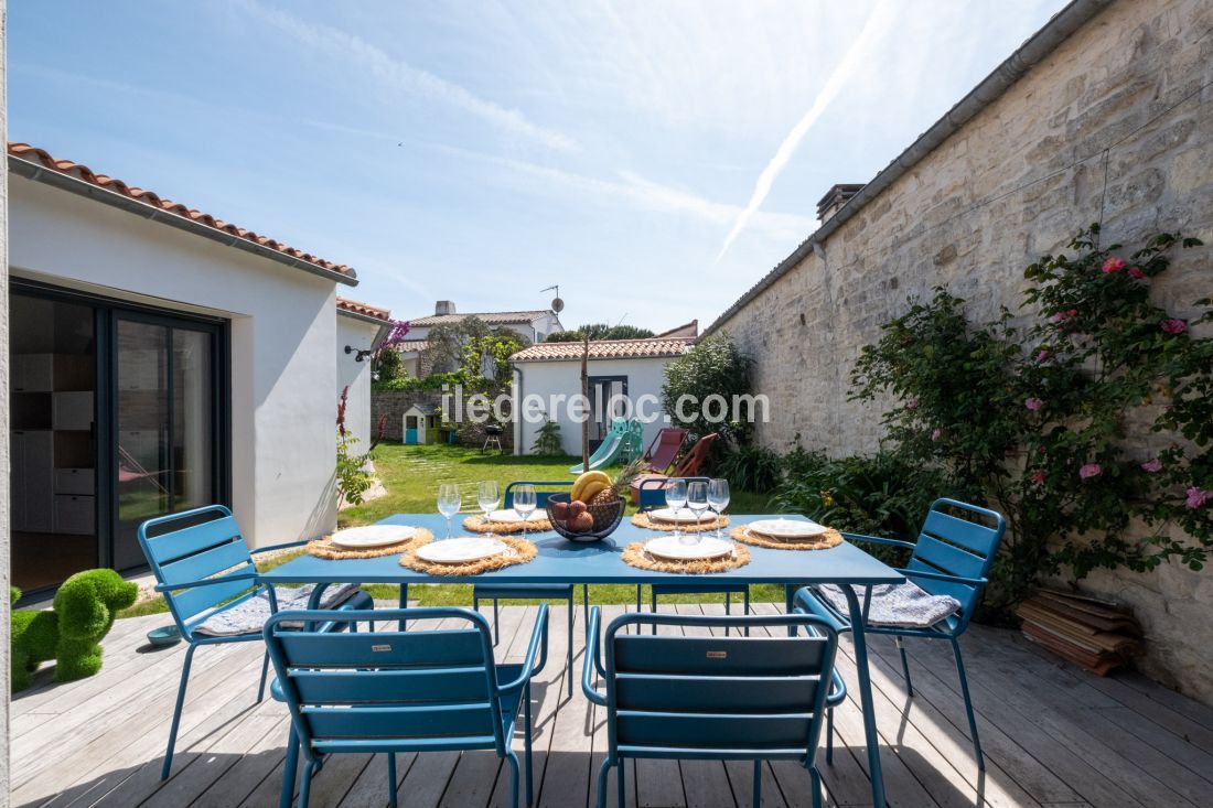 Photo 4: An accomodation located in Sainte-Marie-de-R&eacute; on ile de R&eacute;.