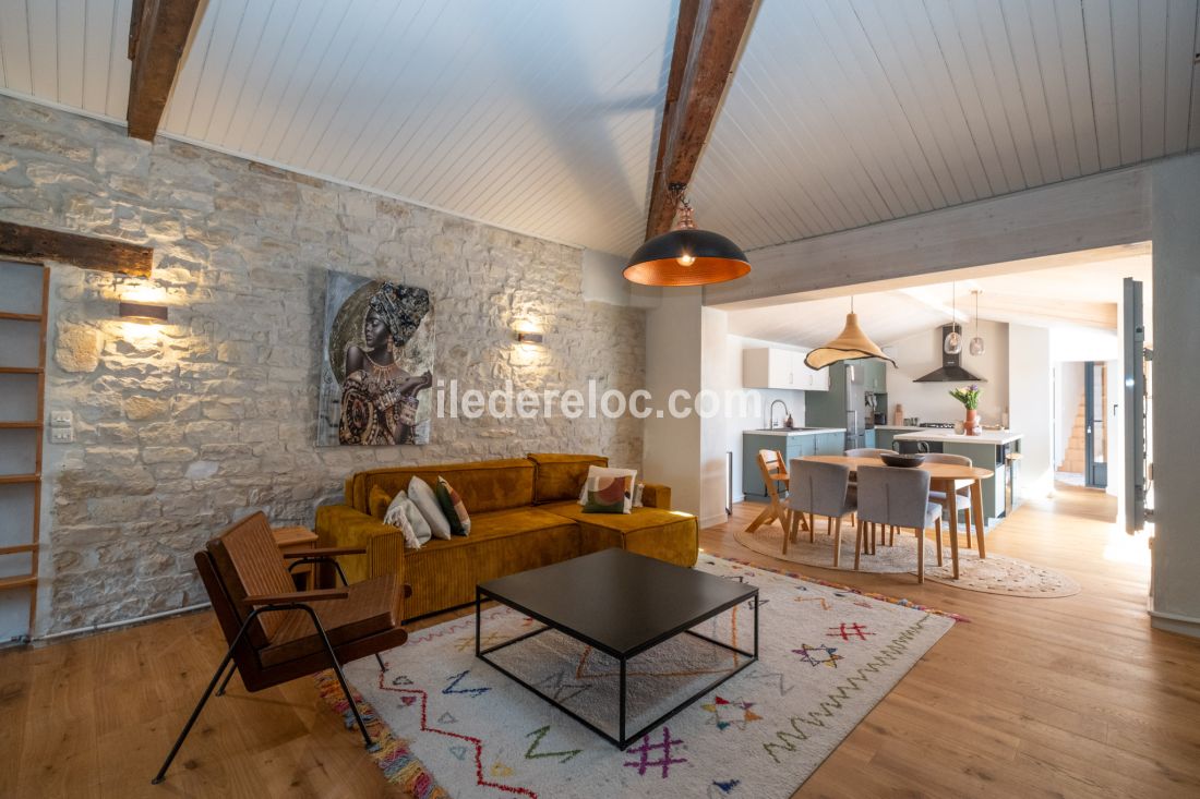 Photo 7: An accomodation located in Sainte-Marie-de-R&eacute; on ile de R&eacute;.