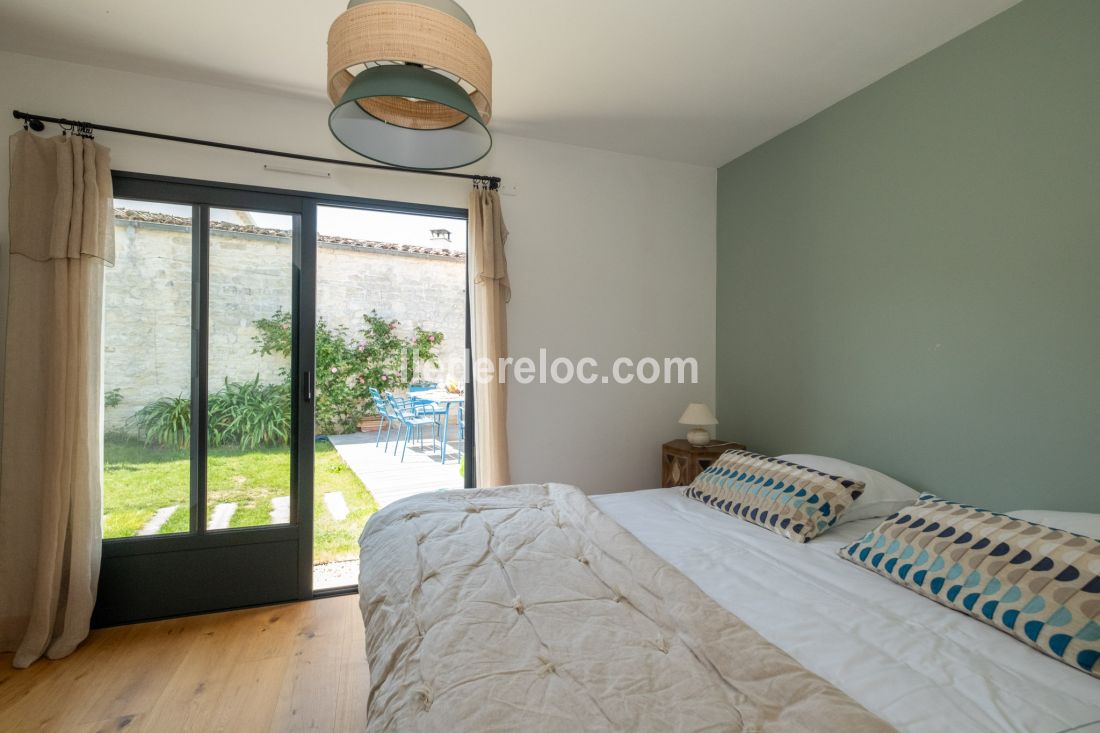 Photo 13: An accomodation located in Sainte-Marie-de-R&eacute; on ile de R&eacute;.