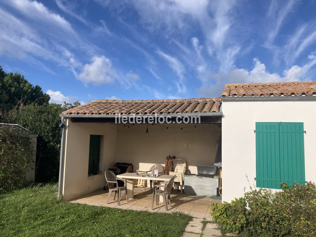 Photo 14: An accomodation located in Saint-Cl&eacute;ment-des-Baleines on ile de R&eacute;.