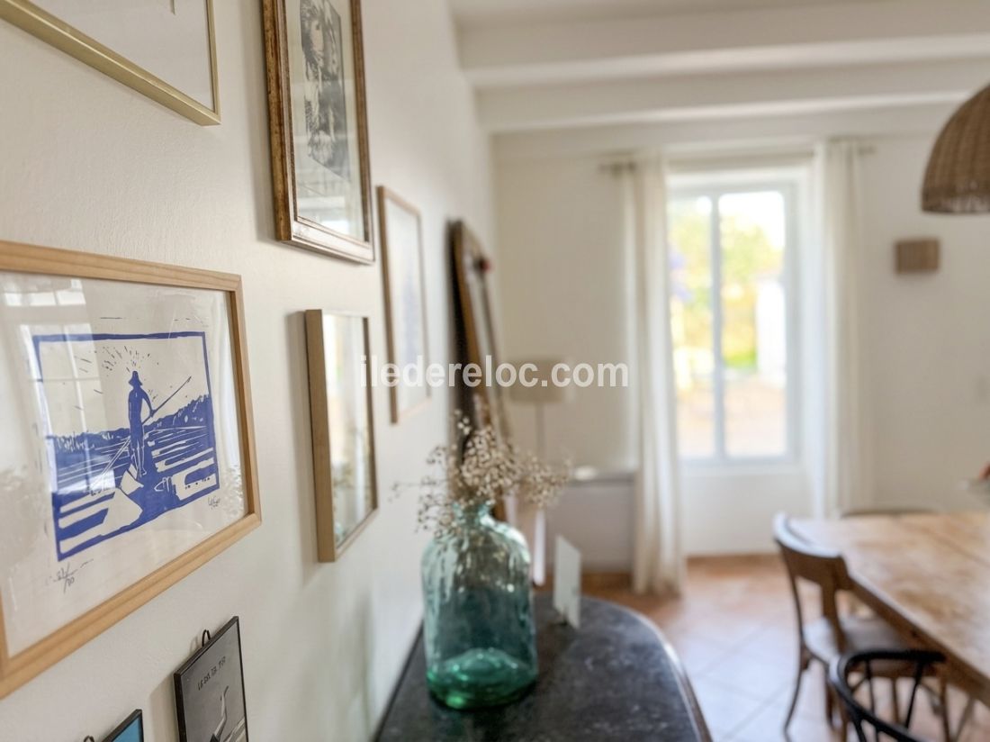 Photo 11: An accomodation located in Les Portes-en-R&eacute; on ile de R&eacute;.