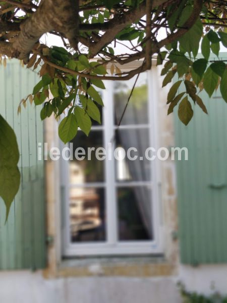 Photo 8: An accomodation located in Les Portes-en-R&eacute; on ile de R&eacute;.