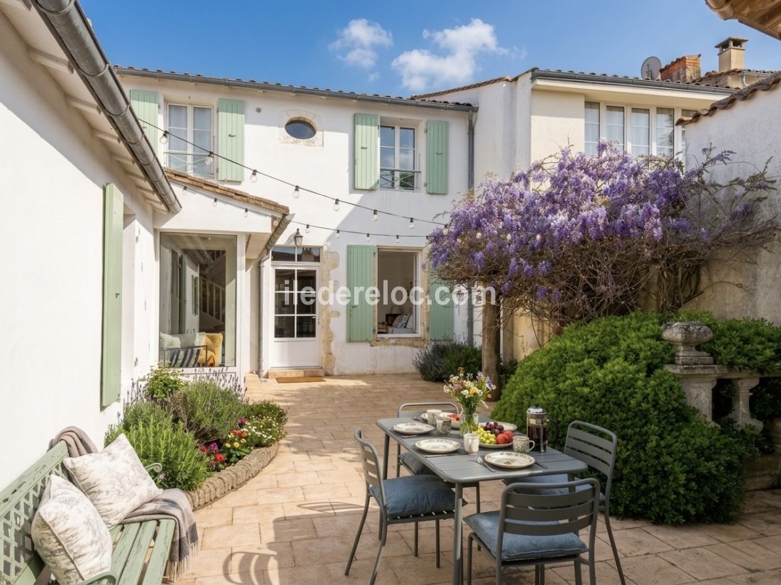 Photo 30: An accomodation located in Les Portes-en-R&eacute; on ile de R&eacute;.