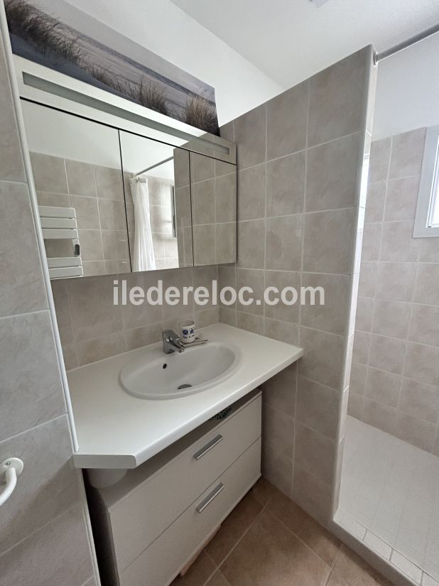 Photo 14: An accomodation located in La Flotte-en-R&eacute; on ile de R&eacute;.