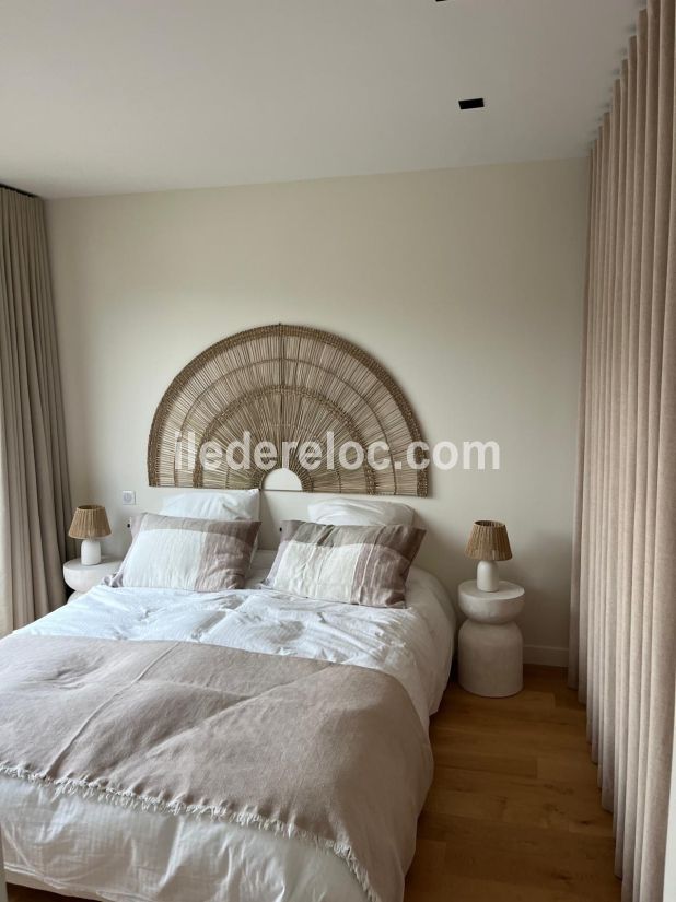 Photo 9: An accomodation located in La Couarde-sur-mer on ile de R&eacute;.