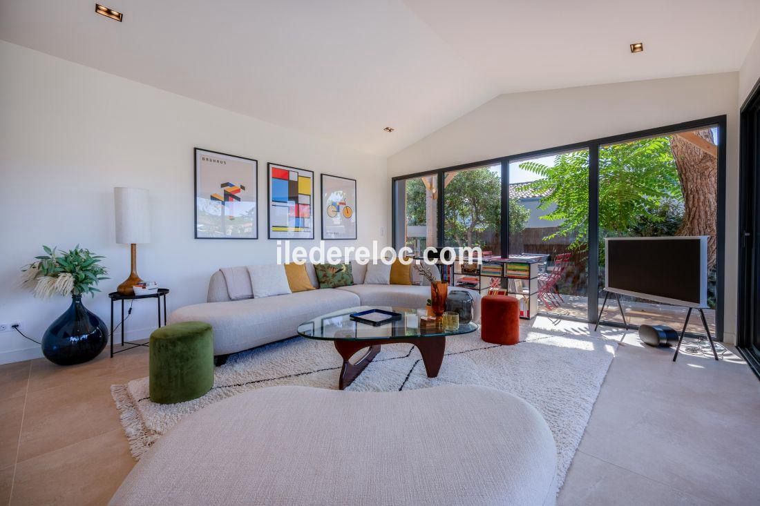 Photo 28: An accomodation located in La Couarde-sur-mer on ile de R&eacute;.