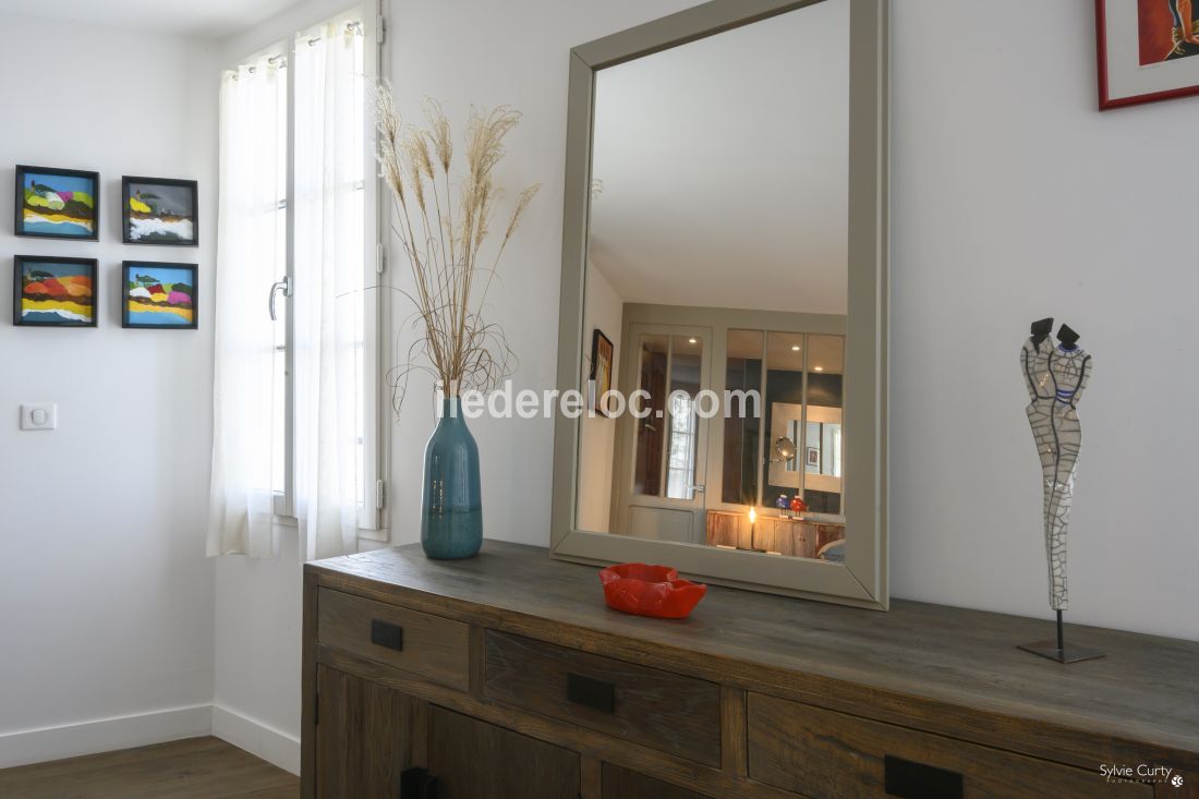 Photo 13: An accomodation located in Le Bois-Plage-en-R&eacute; on ile de R&eacute;.