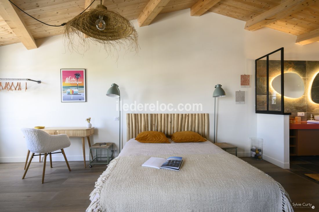 Photo 24: An accomodation located in Le Bois-Plage-en-R&eacute; on ile de R&eacute;.