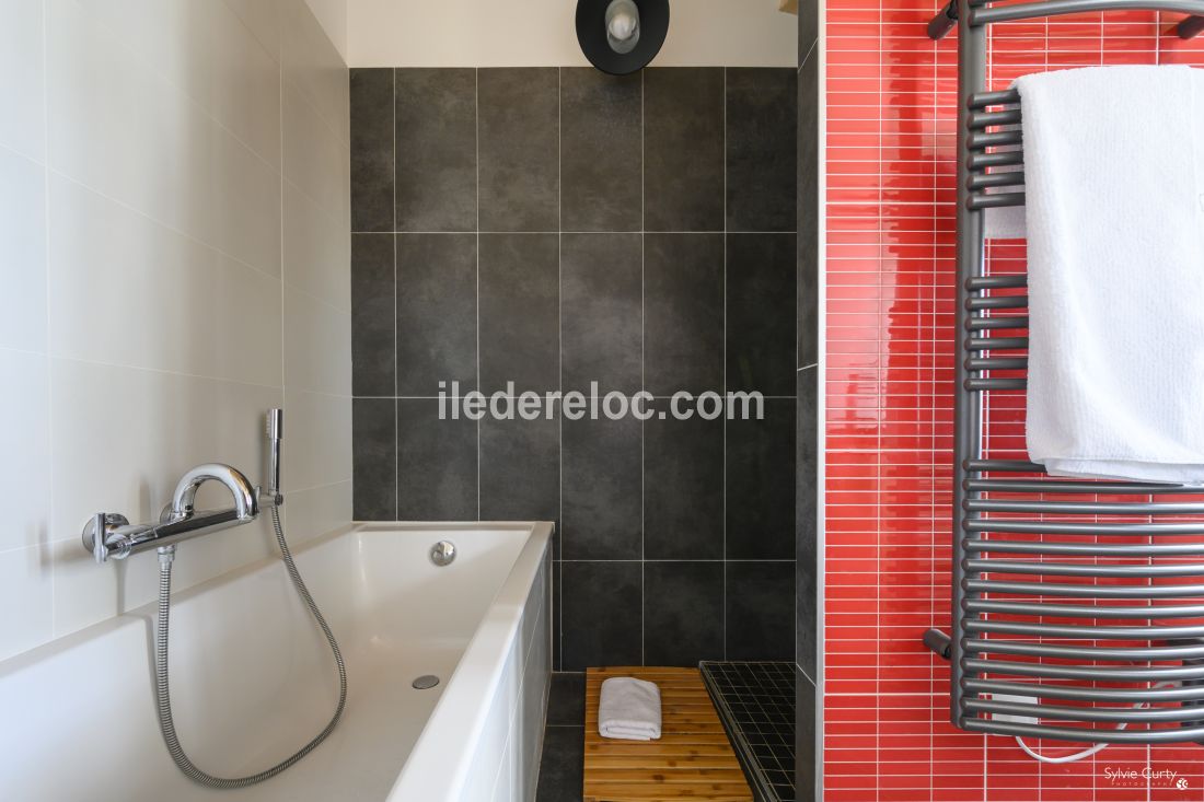 Photo 43: An accomodation located in Le Bois-Plage-en-R&eacute; on ile de R&eacute;.