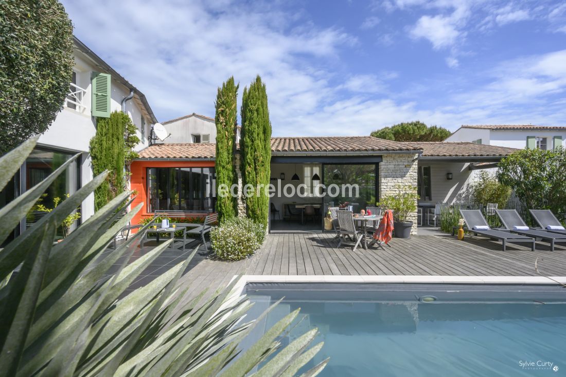 Photo 9: An accomodation located in Le Bois-Plage-en-R&eacute; on ile de R&eacute;.