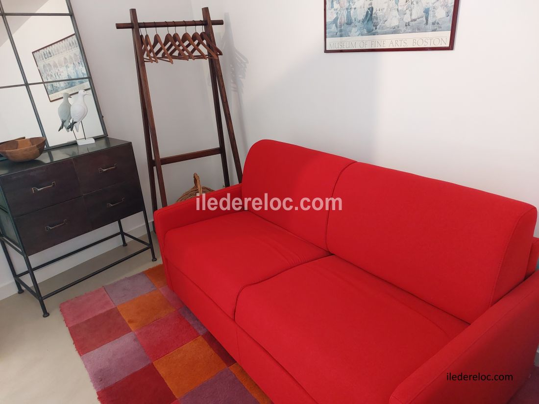 Photo 5: An accomodation located in Le Bois-Plage-en-R&eacute; on ile de R&eacute;.