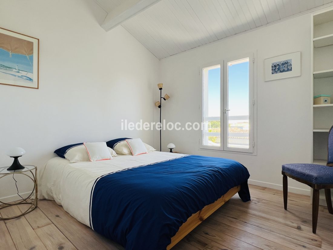 Photo 17: An accomodation located in Saint-Martin-de-R&eacute; on ile de R&eacute;.