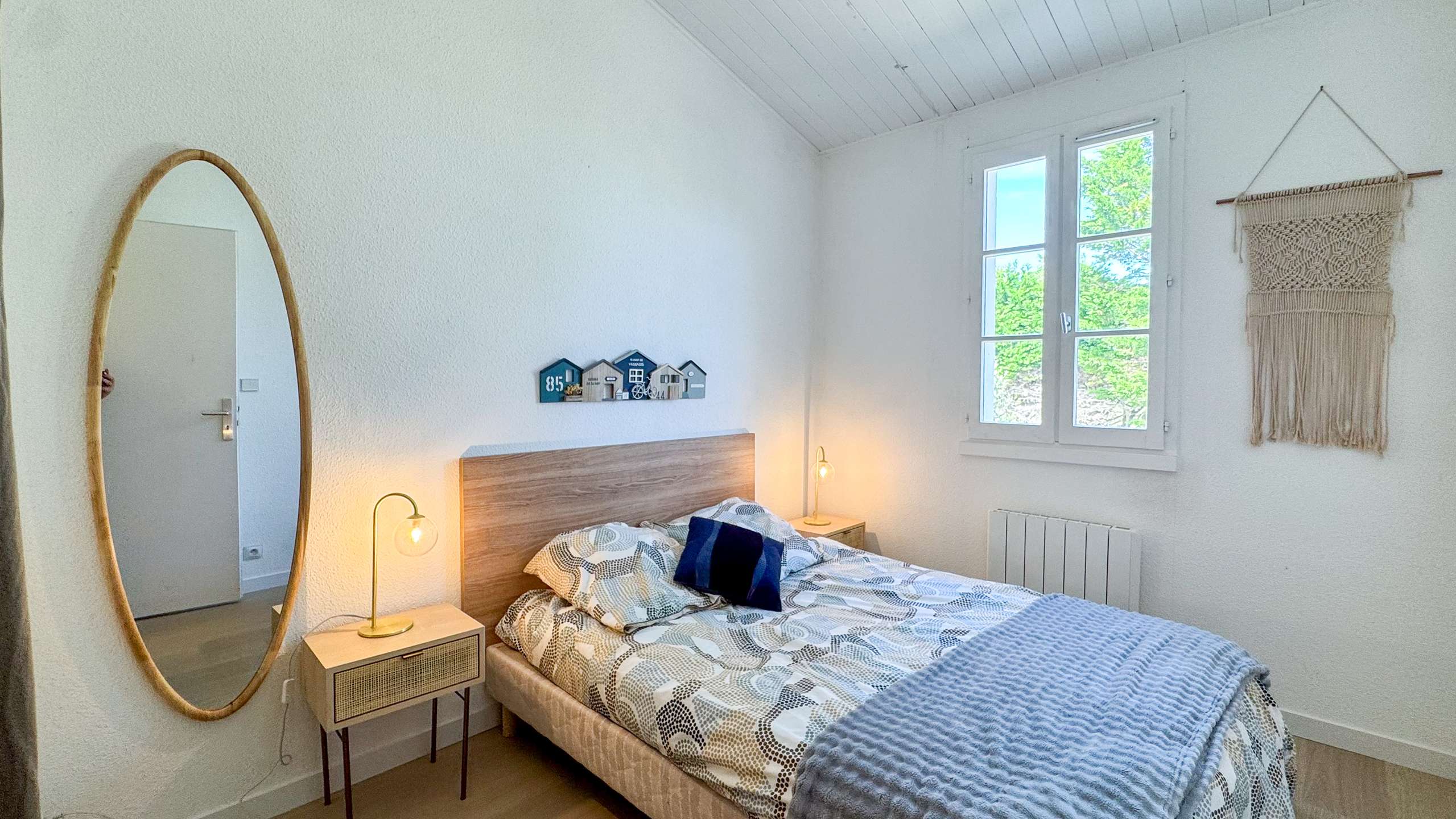 Photo 4: An accomodation located in La Couarde-sur-mer on ile de R&eacute;.