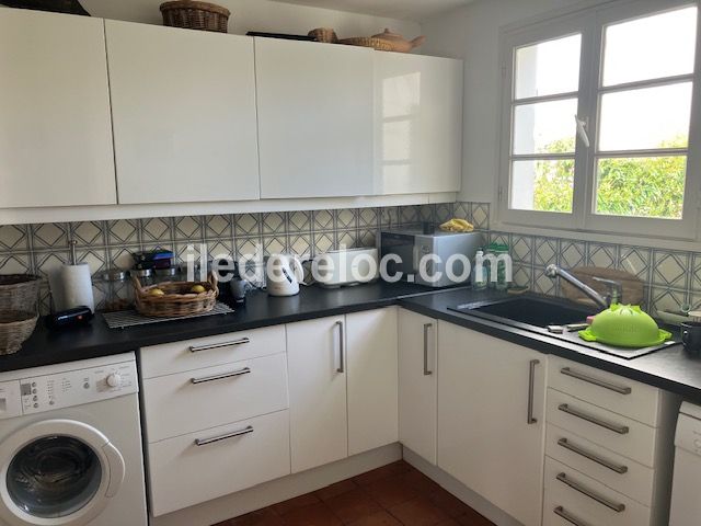 Photo 9: An accomodation located in La Couarde-sur-mer on ile de R&eacute;.