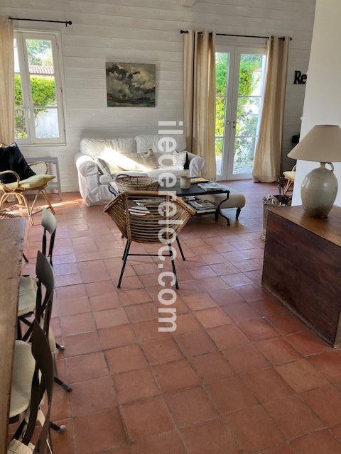 Photo 7: An accomodation located in La Couarde-sur-mer on ile de R&eacute;.