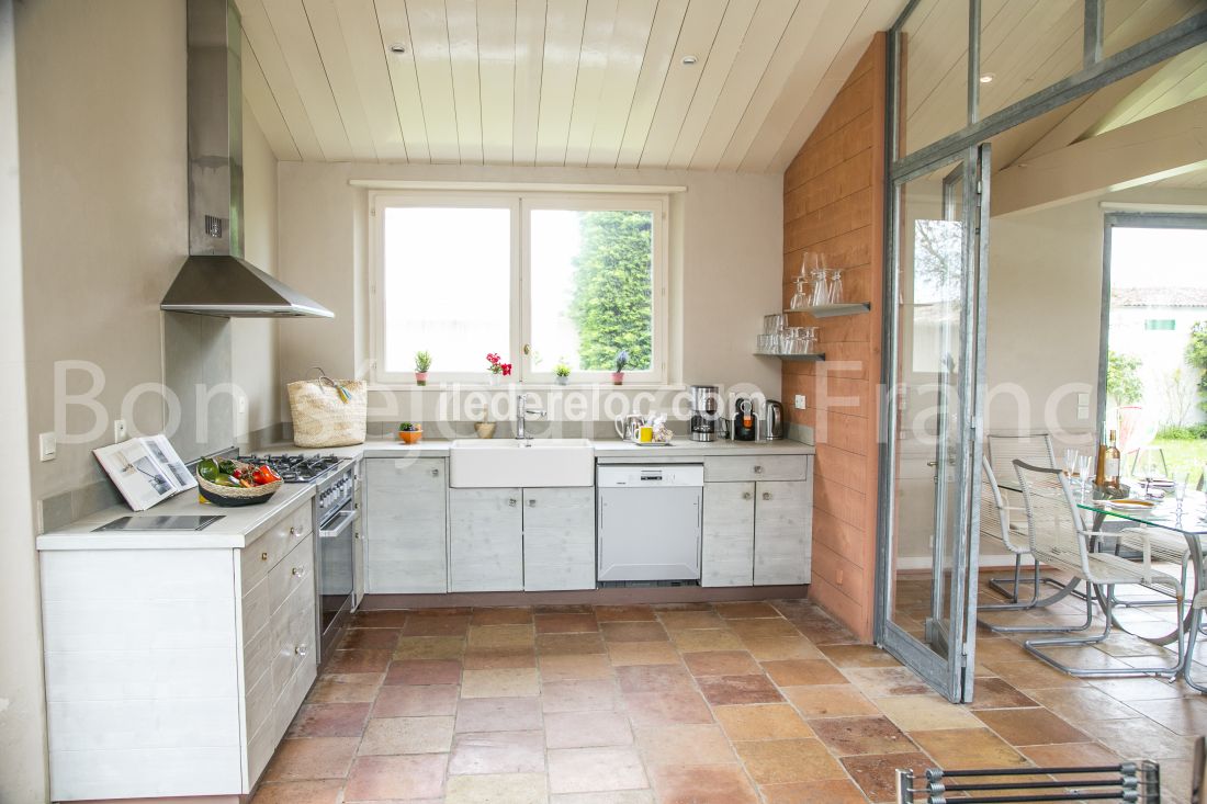 Photo 8: An accomodation located in Loix on ile de R&eacute;.