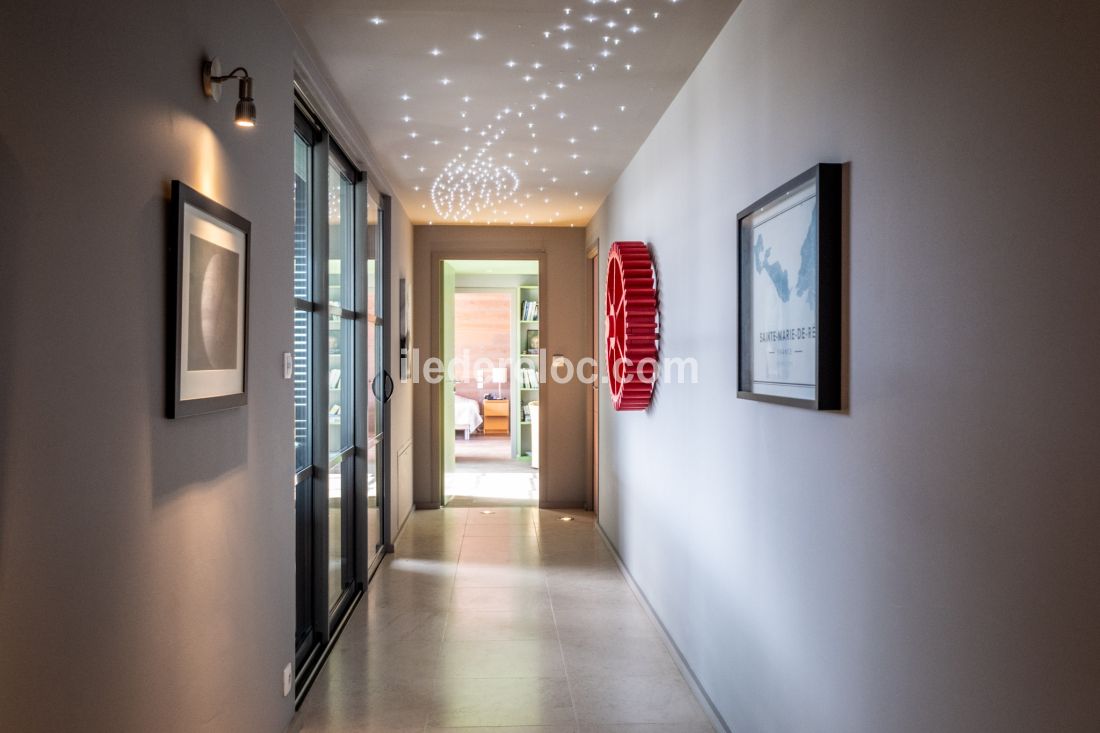 Photo 11: An accomodation located in Sainte-Marie-de-R&eacute; on ile de R&eacute;.