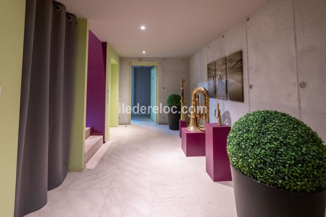 Photo 17: An accomodation located in Sainte-Marie-de-R&eacute; on ile de R&eacute;.