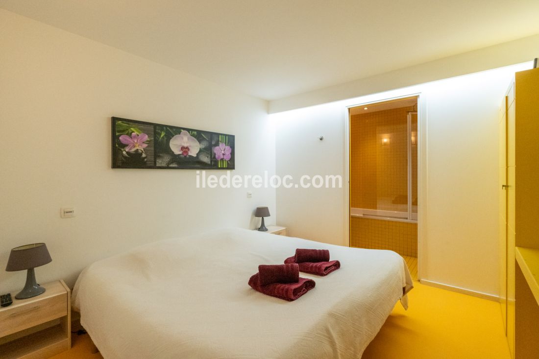 Photo 20: An accomodation located in Sainte-Marie-de-R&eacute; on ile de R&eacute;.