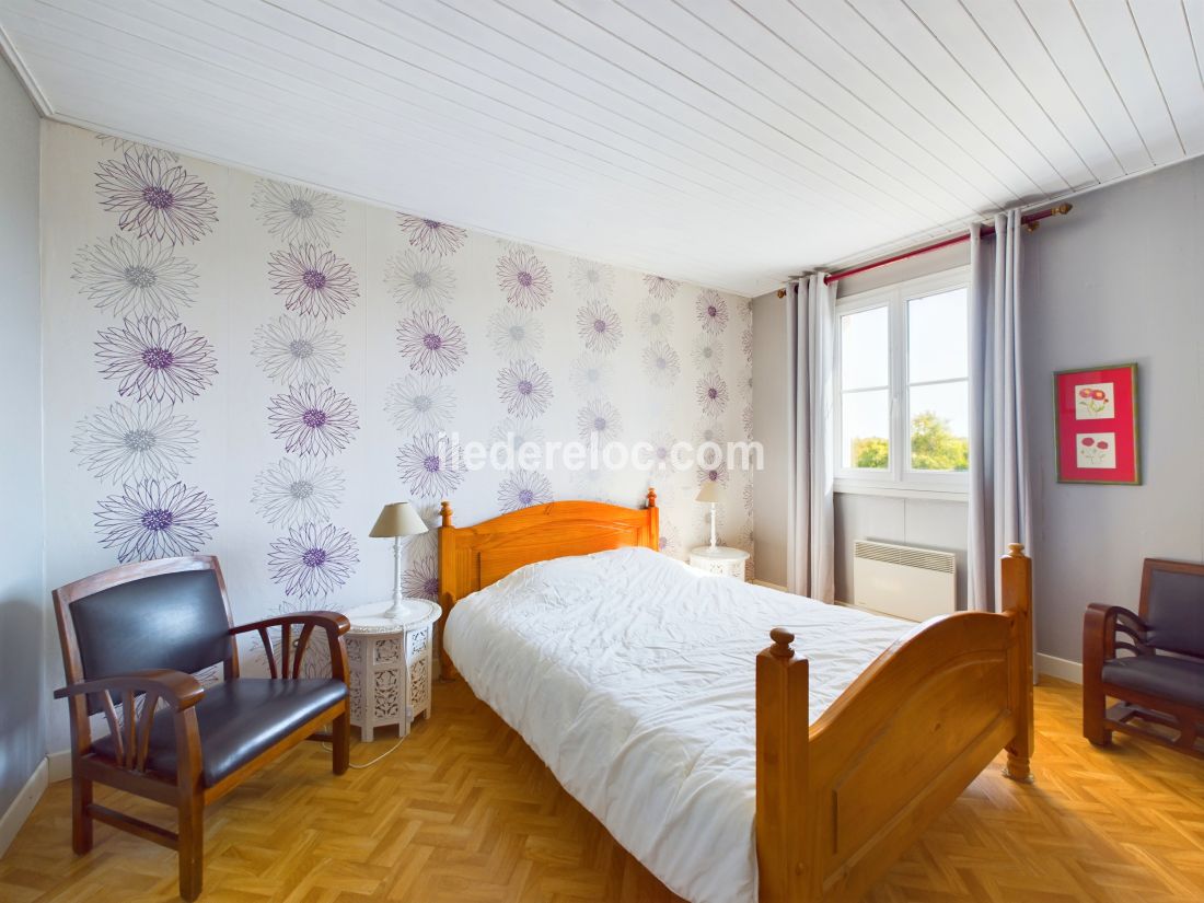 Photo 13: An accomodation located in Saint-Cl&eacute;ment-des-Baleines on ile de R&eacute;.
