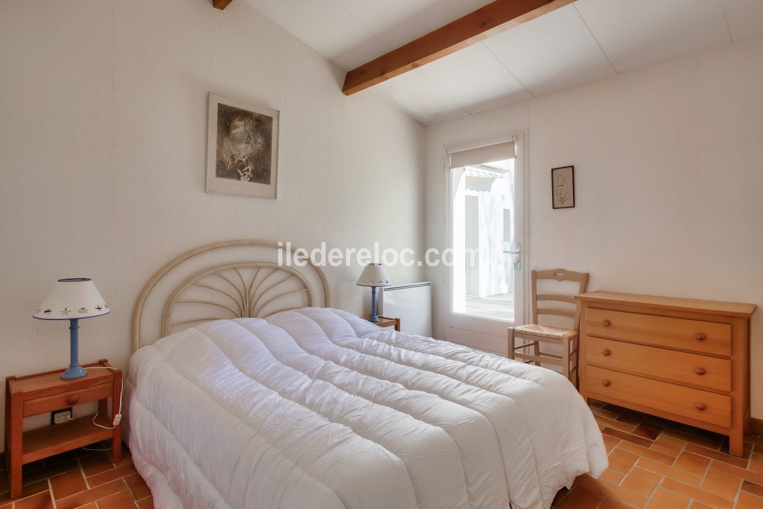 Photo 8: An accomodation located in Sainte-Marie-de-R&eacute; on ile de R&eacute;.