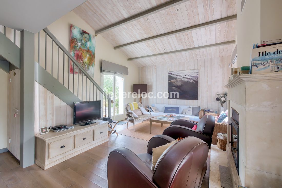 Photo 4: An accomodation located in La Flotte-en-R&eacute; on ile de R&eacute;.