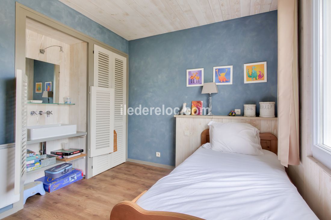 Photo 9: An accomodation located in La Flotte-en-R&eacute; on ile de R&eacute;.