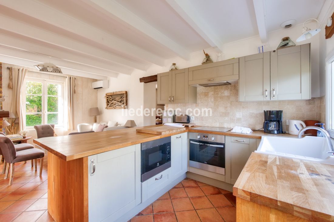 Photo 6: An accomodation located in Ars en R&eacute; on ile de R&eacute;.