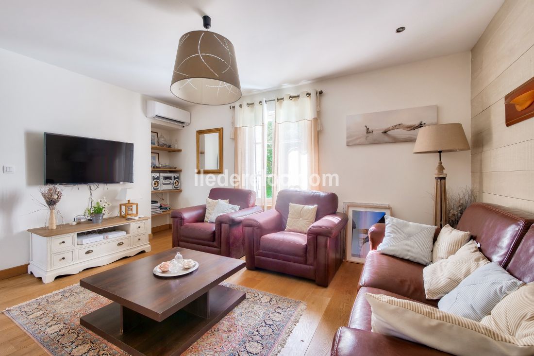 Photo 5: An accomodation located in Ars en R&eacute; on ile de R&eacute;.